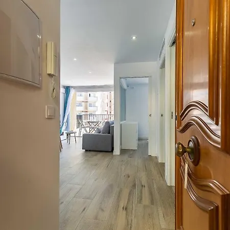 Primera Linea De Playa Puerto Deportivo * Fuengirola