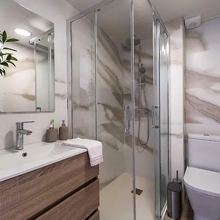 Apartamento Primera Línea De Playa Puerto Deportivo *